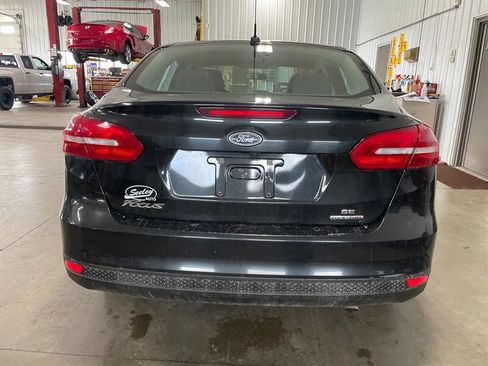 Used 2015 Ford Focus SE image 22