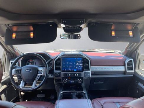 Certified 2022 Ford F350 Platinum AWD/4WD image 3