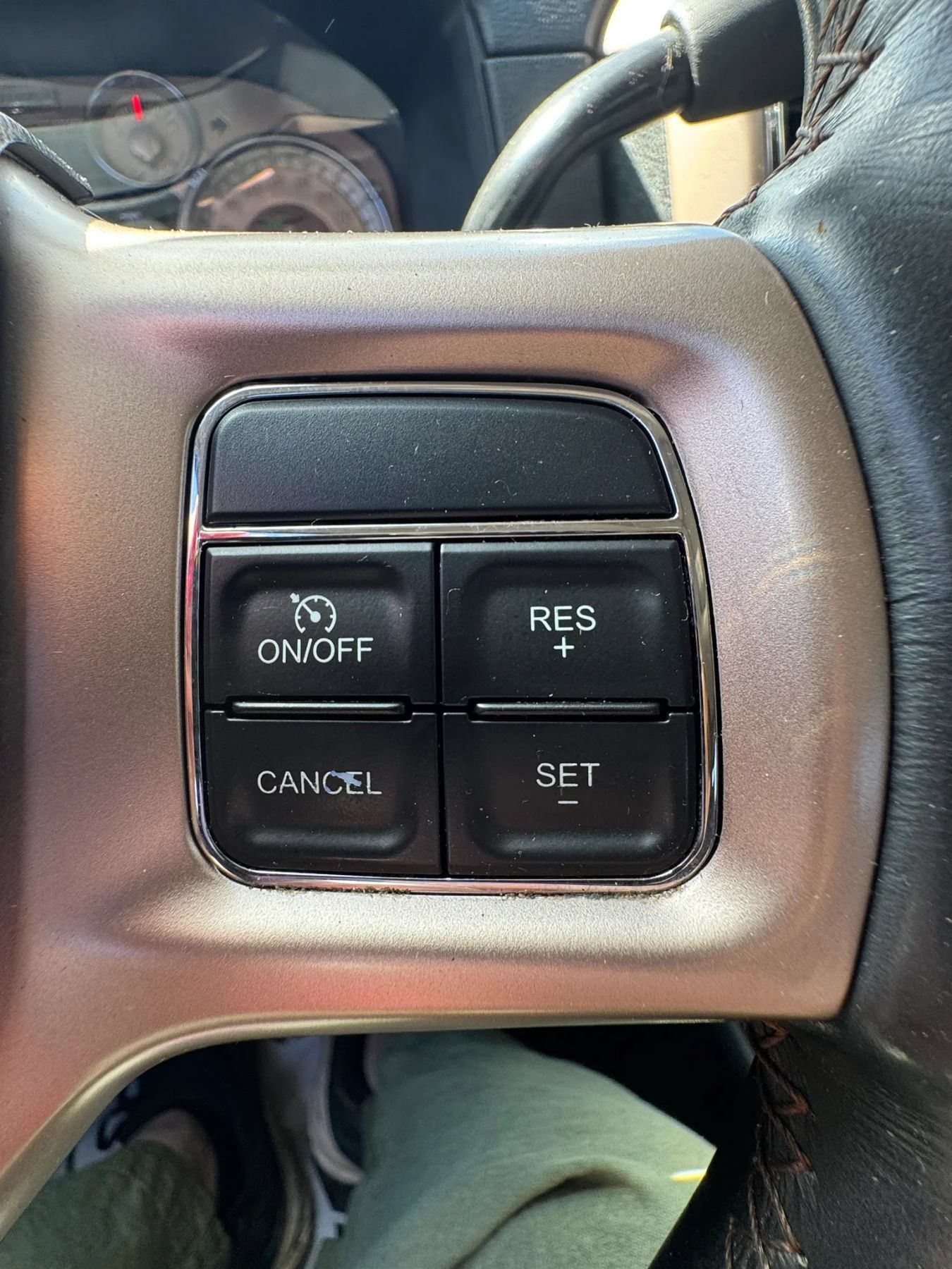 Used 2015 RAM 3500 Laramie Longhorn AWD/4WD image 40