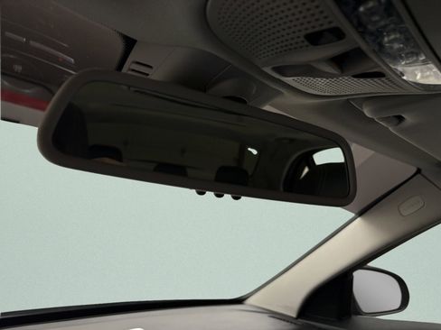 Used 2016 Mercedes-Benz C 300 4MATIC Sedan image 31