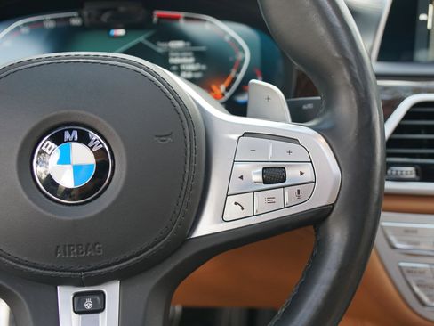Used 2020 BMW 750i xDrive image 22