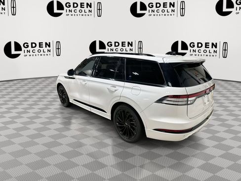 Used 2025 Lincoln Aviator Reserve w/ Luxury Package RWD image 6