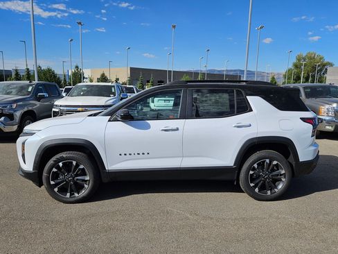 New 2026 Chevrolet Equinox RS w/ Convenience Package III image 8