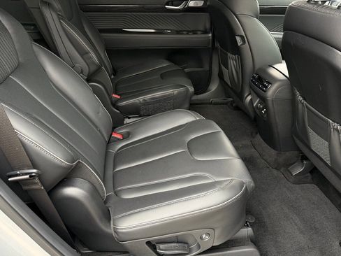 Used 2024 Hyundai Palisade Calligraphy image 26