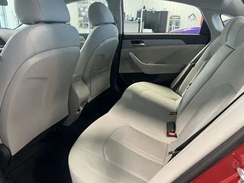 Used 2019 Hyundai Sonata SE FWD image 14