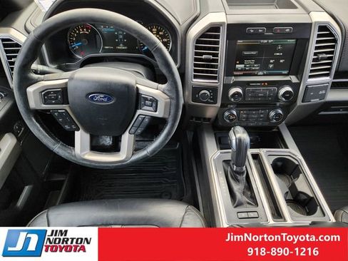 Used 2015 Ford F150 Platinum w/ Equipment Group 701A Luxury AWD/4WD image 28