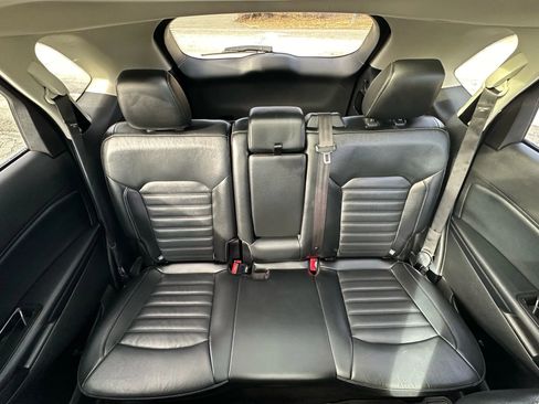 Used 2016 Ford Edge SEL w/ Equipment Group 201A image 17