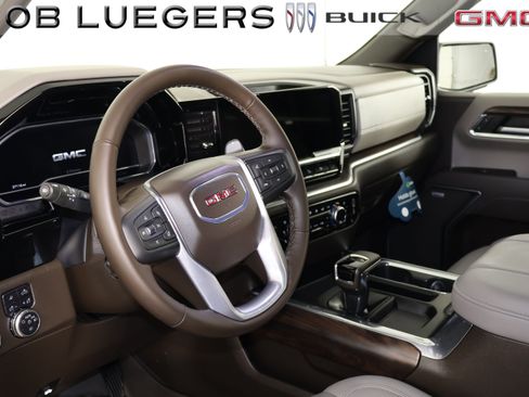 Certified 2025 GMC Sierra 1500 SLT w/ SLT Premium Plus Package AWD/4WD image 13