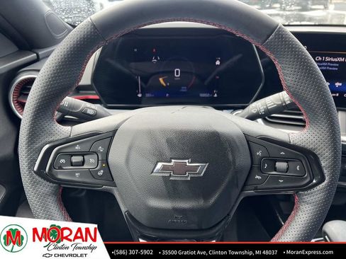 Used 2024 Chevrolet Trax RS w/ Driver Confidence Package image 18