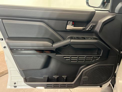New 2026 Toyota 4Runner Limited AWD/4WD image 14