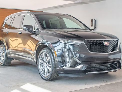 Used 2024 Cadillac XT6 Premium Luxury w/ LPO, Floor Liner Package AWD/4WD image 5