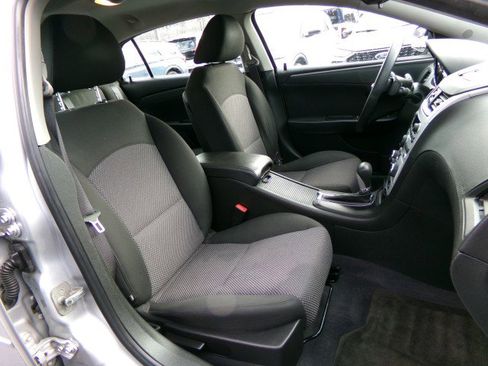 Used 2010 Chevrolet Malibu LT w/ Power Convenience Package image 12