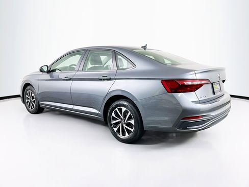 Used 2024 Volkswagen Jetta S image 5