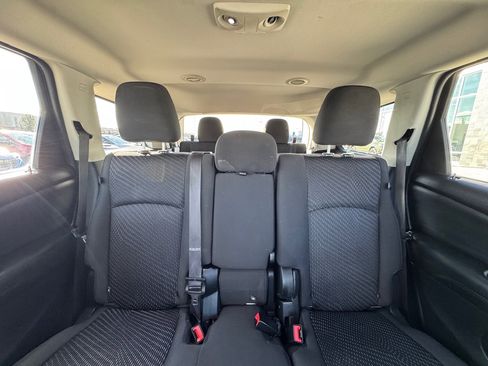 Used 2017 Dodge Journey SXT w/ Premium Group image 15