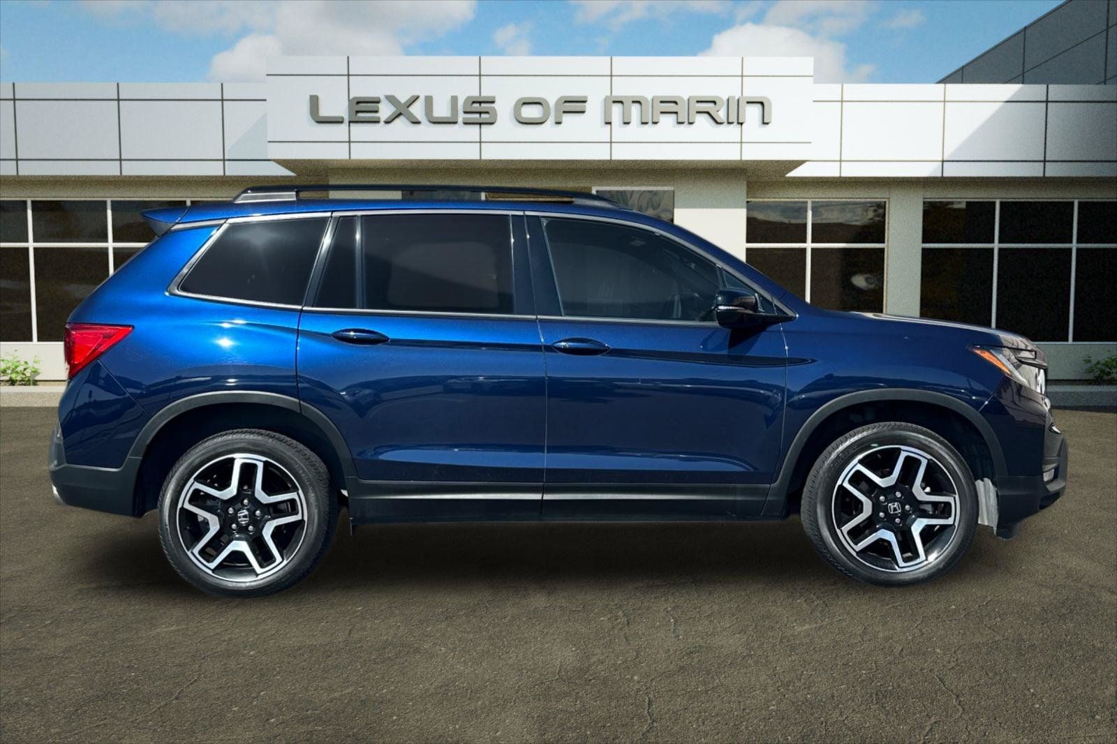 Used 2023 Honda Passport Elite image 8