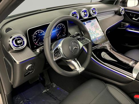 Certified 2026 Mercedes-Benz GLC 300 4MATIC image 17