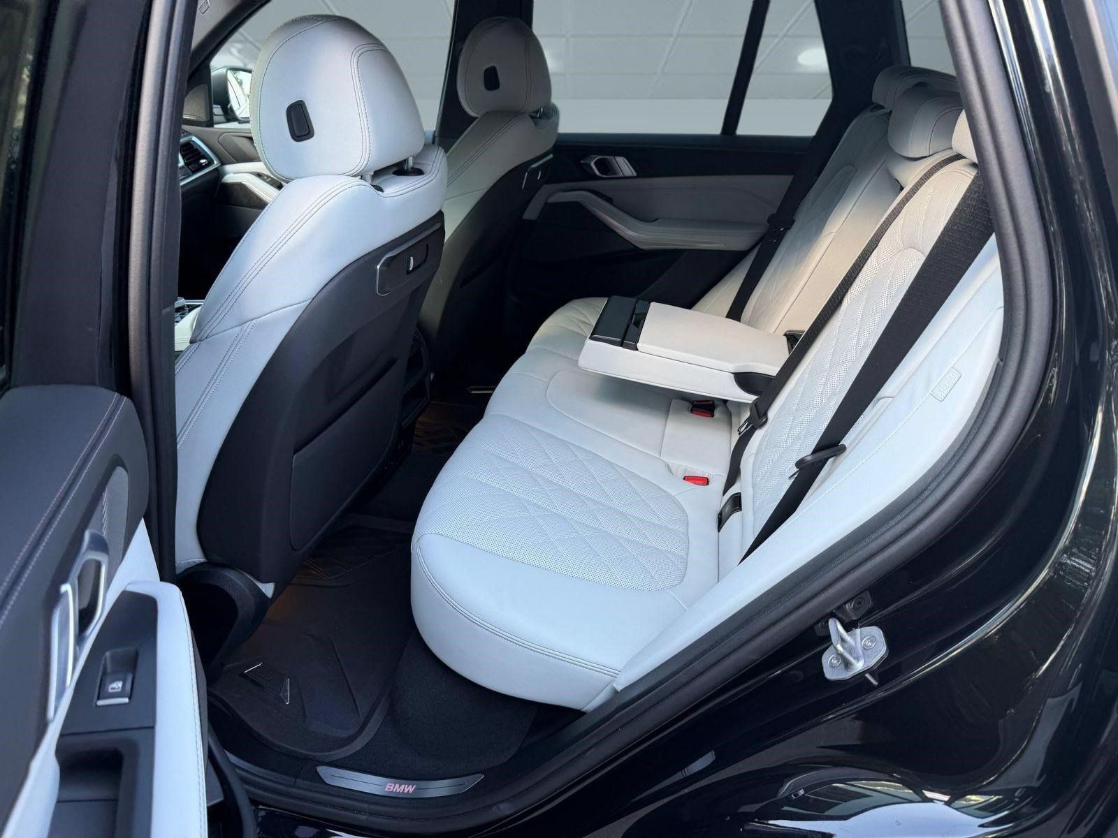Certified 2024 BMW X5 xDrive40i w/ Premium Package AWD/4WD image 21