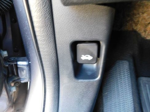 Used 2017 Honda Civic EX-L image 24