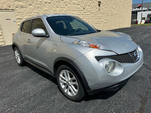 Used 2013 Nissan Juke SV FWD image 7