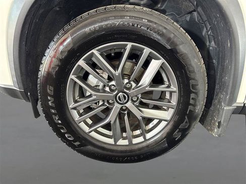 Used 2021 Nissan Rogue S AWD/4WD image 20