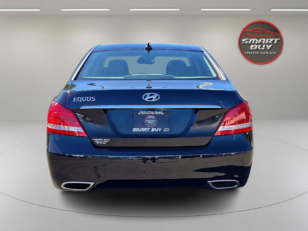 Used 2014 Hyundai Equus Signature RWD image 6