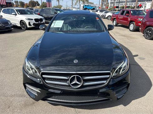 Used 2019 Mercedes-Benz E 300 image 2