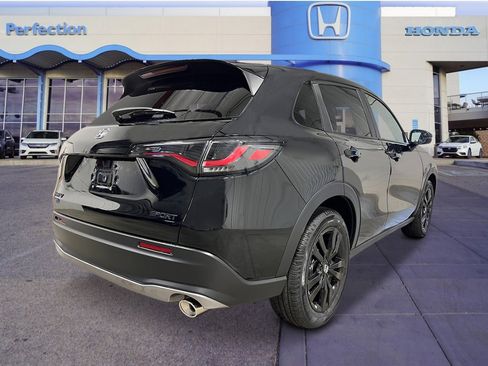 New 2026 Honda HR-V Sport image 7