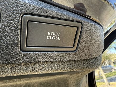 Used 2014 Bentley Continental GT V8 S image 25