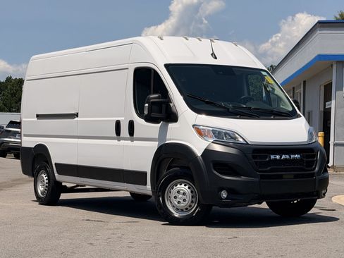 Used 2026 RAM ProMaster 2500 w/ Convenience Group FWD image 2