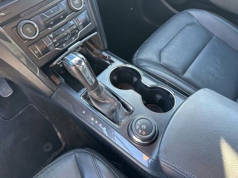 Used 2016 Ford Explorer XLT w/ Equipment Group 202A image 34
