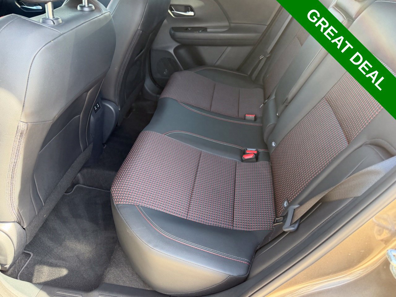 Used 2026 Nissan Kicks SR w/ Cold Weather Package AWD/4WD image 36