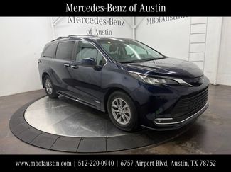 Used 2021 Toyota Sienna XLE FWD video 1