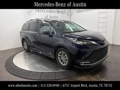 Used 2021 Toyota Sienna XLE