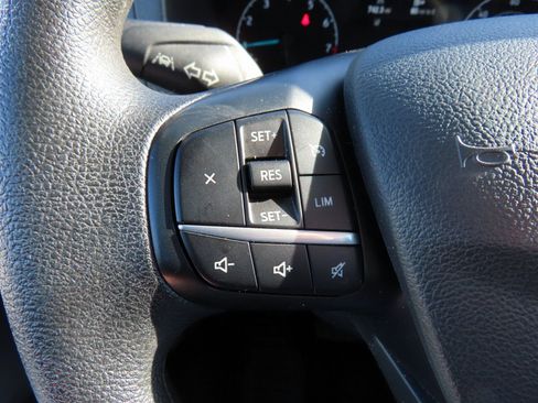 Used 2023 Ford Transit 350 XLT image 12