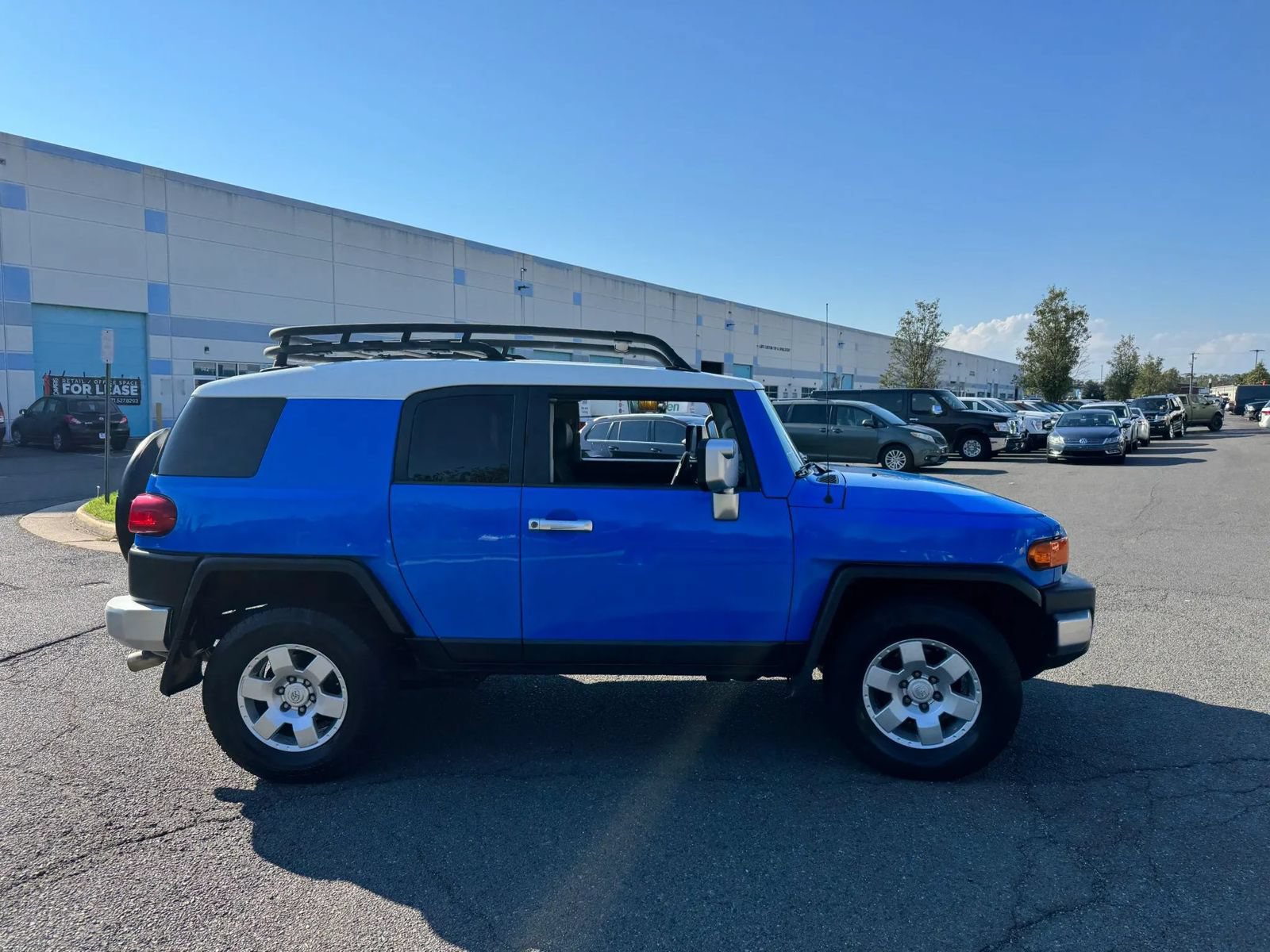 Used 2007 Toyota FJ Cruiser 4WD image 25