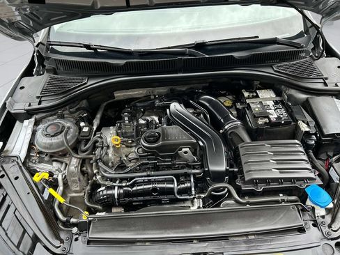 Used 2024 Volkswagen Jetta SE FWD image 7