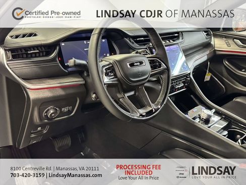 Used 2025 Jeep Grand Cherokee L Overland w/ Advanced Protech Group III AWD/4WD image 19