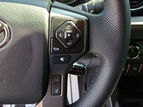 Used 2023 Toyota Tacoma TRD Pro AWD/4WD image 21