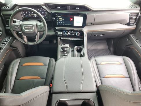 Used 2024 GMC Sierra 1500 AT4 w/ Technology Package AWD/4WD image 27
