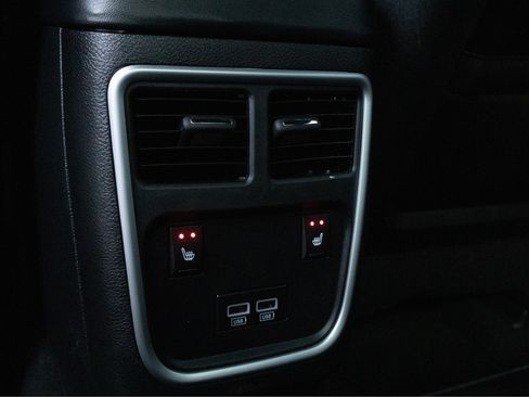 Used 2021 Dodge Charger SXT w/ Leather Interior Group RWD image 27
