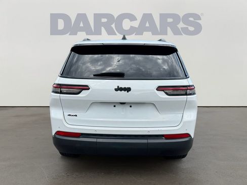 Used 2024 Jeep Grand Cherokee L Laredo AWD/4WD image 6