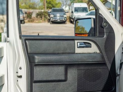 Used 2017 Ford Expedition Limited w/ Equipment Group 301A image 17