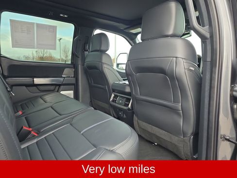 Used 2025 Ford F250 Platinum image 50