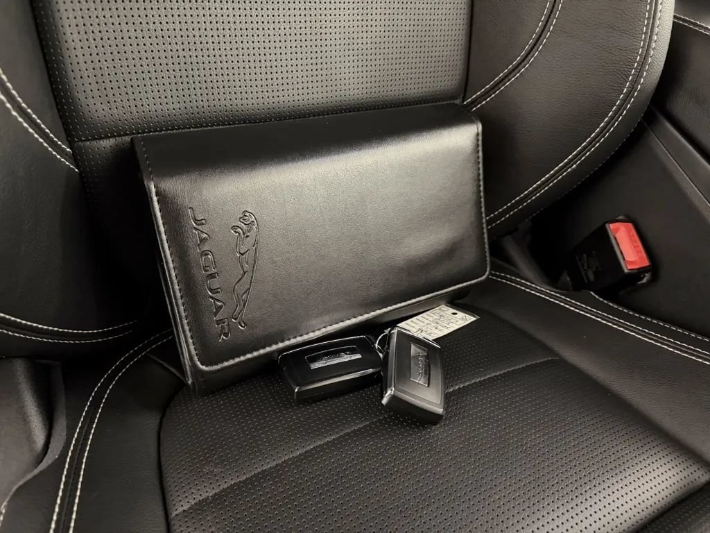 Used 2018 Jaguar E-PACE R-Dynamic S AWD/4WD image 47