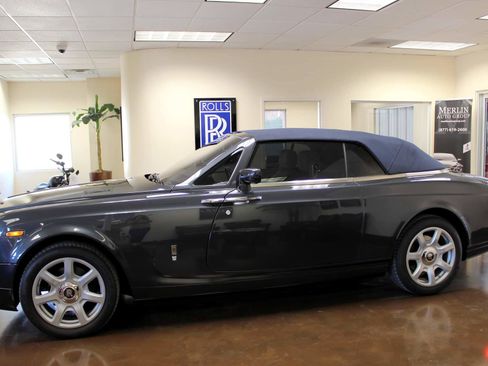 Used 2009 Rolls-Royce Phantom Drophead Coupe RWD image 10