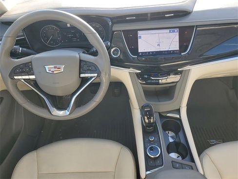 Certified 2024 Cadillac XT6 Premium Luxury w/ LPO, Floor Liner Package image 29
