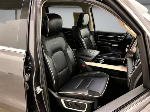 Used 2021 RAM 1500 Laramie AWD/4WD image 30