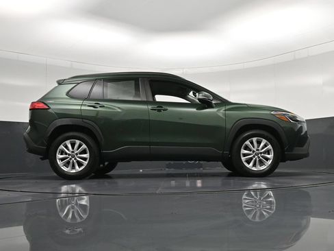 Used 2022 Toyota Corolla Cross LE FWD image 30