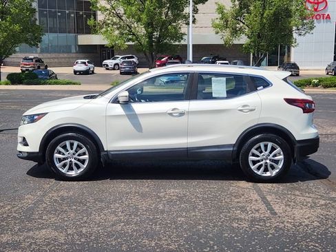 Used 2020 Nissan Rogue Sport SV w/ All-Weather Package AWD/4WD image 4