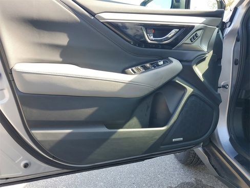 Used 2024 Subaru Outback Limited image 22